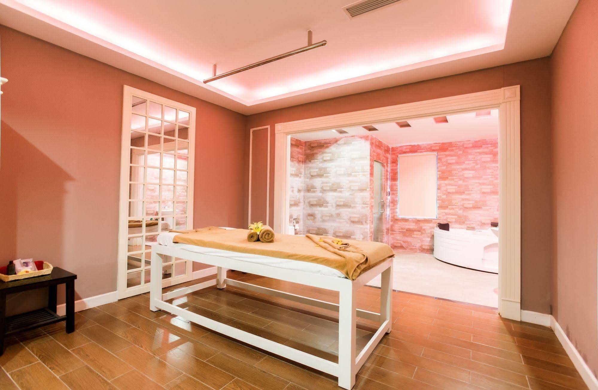 Muong Thanh Luxury Can Tho Hotel Eksteriør bilde